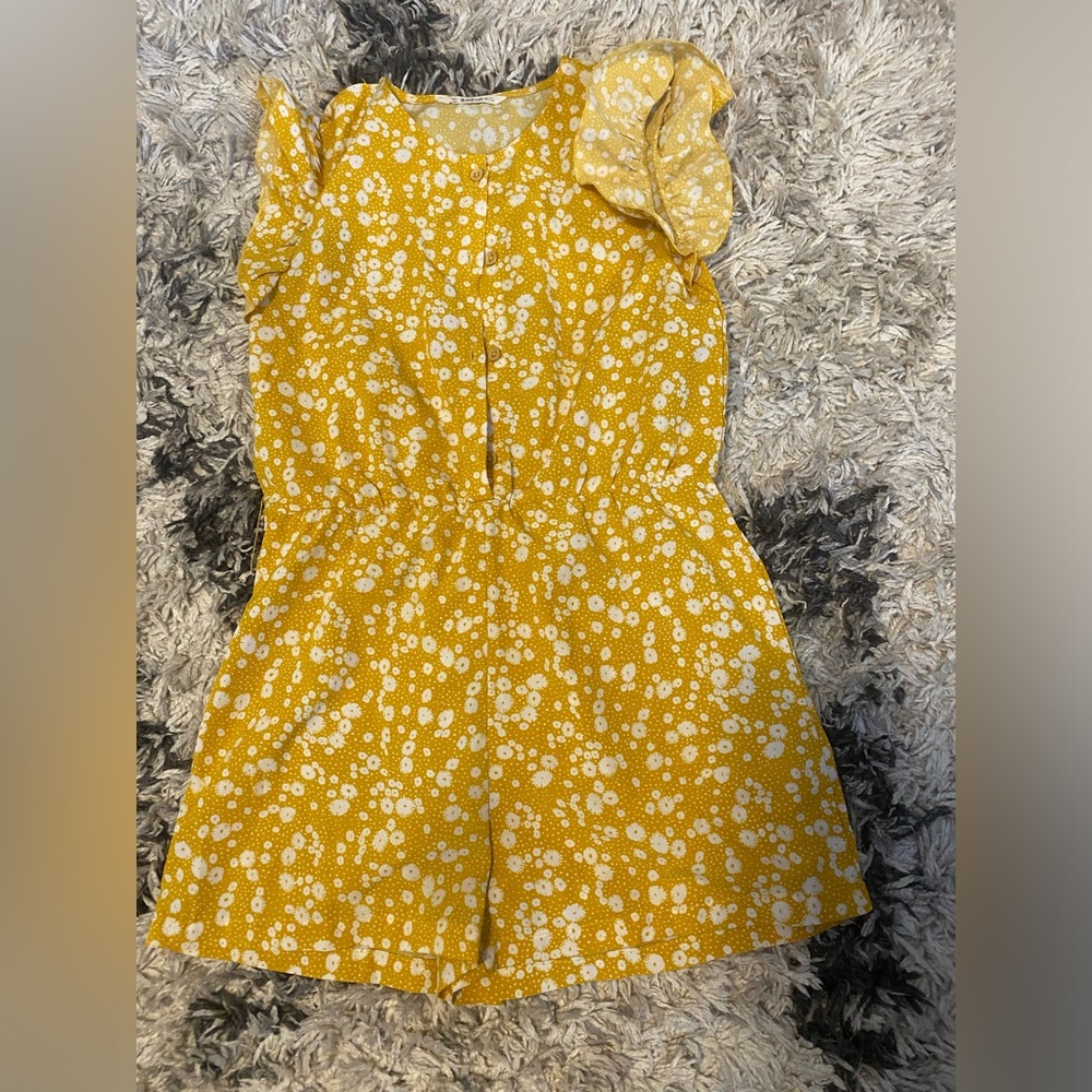 Girls yellow and white floral romper!